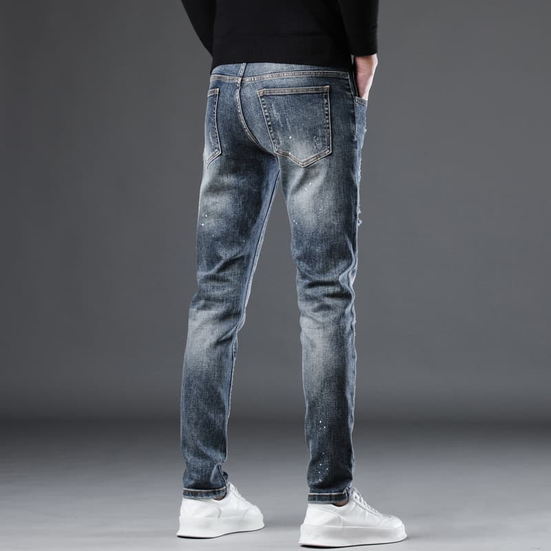 オシャレ加工ストレッチダメージジーンズ