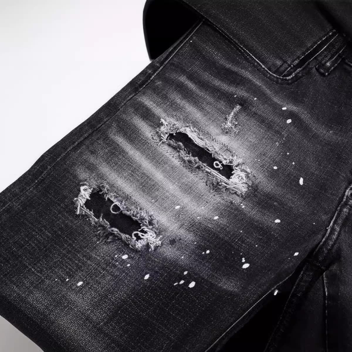 雰囲気抜群 こなれ感ダメージジーンズ